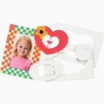 Set of 24 cardboard picture frames 18x13 cm with assorted decorations