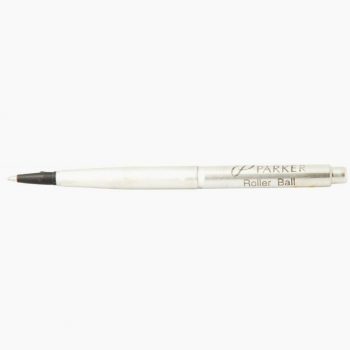 Parker medium tip black rollerball pen refill