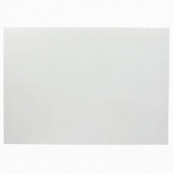 Pack of 250 white C4 envelopes, 229x324mm, 90gsm, peel and seal closure