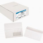 Pack of 500 white DL envelopes 110x220 mm, 80gsm, window 45x100 mm, with peel-and-seal strip